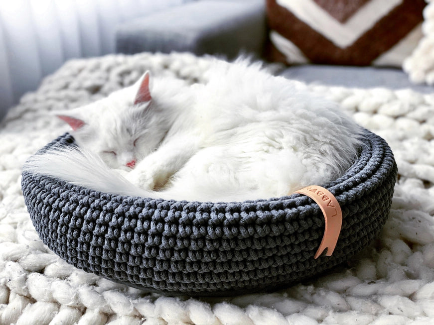 Coco Handwoven Dog & Cat Bed β Ultra-Cozy Cotton Basket with Pillow Base