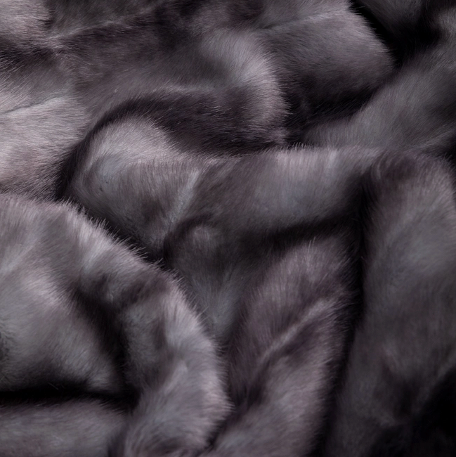 π€ Signature Faux Fur Throw β Luxe Lounge Collection π€
