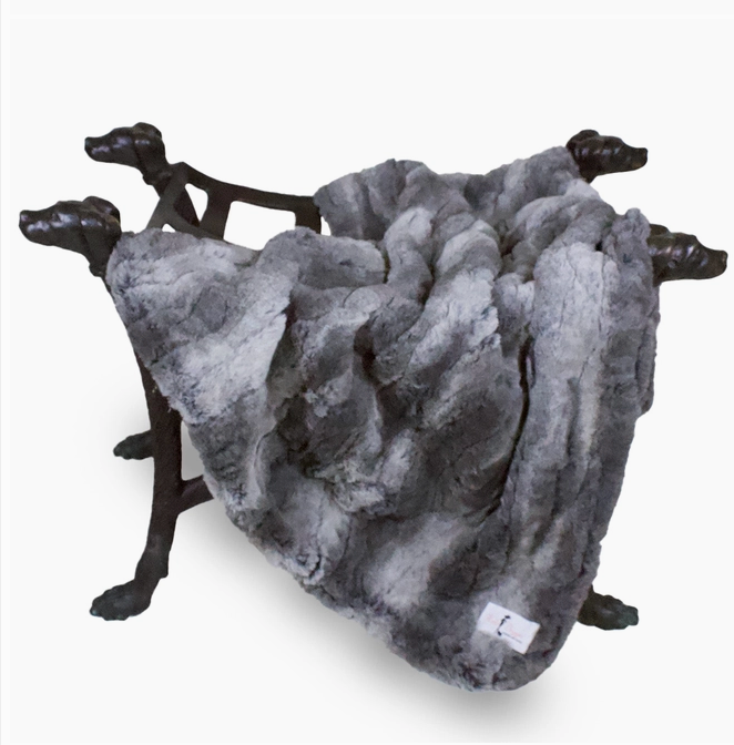 Deluxe 'Throw' Blanket – Luxe Lounge Collection