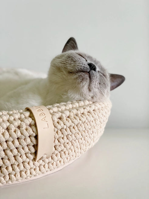 Coco Handwoven Dog & Cat Bed β Ultra-Cozy Cotton Basket with Pillow Base